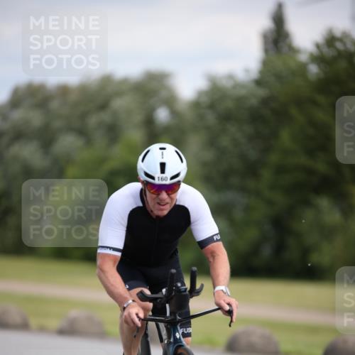 16.06.2024 - 26. Vierlanden-Triathlon Jannik Wohlers http://msf.ph/oto/6285939 16.06.2024 11:28:53 Radfahren 90, 160, 536 meine-sportfotos.de