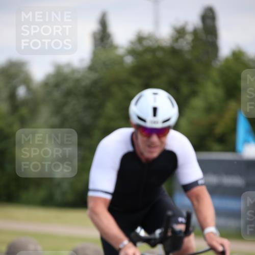 16.06.2024 - 26. Vierlanden-Triathlon Jannik Wohlers http://msf.ph/oto/6285991 16.06.2024 11:28:53 Radfahren 90, 160, 536 meine-sportfotos.de