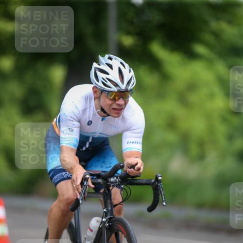 16.06.2024 - 7 Türme Triathlon Fuchs,  Jonas http://msf.ph/oto/6286000 16.06.2024 11:42:34 Radfahren 195, 203, 226 meine-sportfotos.de