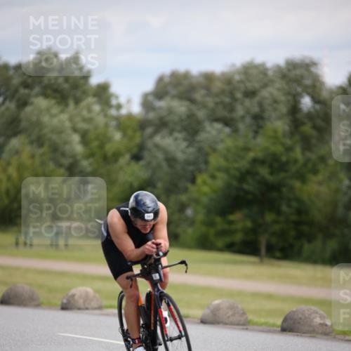 16.06.2024 - 26. Vierlanden-Triathlon Jannik Wohlers http://msf.ph/oto/6286028 16.06.2024 11:28:57 Radfahren 160, 343, 536 meine-sportfotos.de