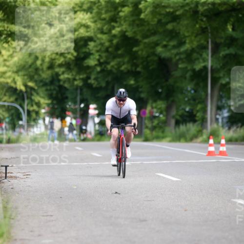 16.06.2024 - 7 Türme Triathlon Fuchs,  Jonas http://msf.ph/oto/6286062 16.06.2024 10:18:35 Radfahren 122 meine-sportfotos.de