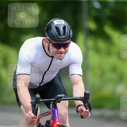 16.06.2024 - 7 Türme Triathlon Fuchs,  Jonas http://msf.ph/oto/6286081 16.06.2024 10:18:37 Radfahren 122 meine-sportfotos.de