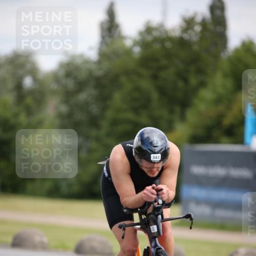 16.06.2024 - 26. Vierlanden-Triathlon Jannik Wohlers http://msf.ph/oto/6286183 16.06.2024 11:28:58 Radfahren 160, 343, 536 meine-sportfotos.de