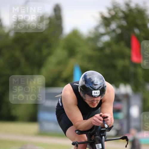 16.06.2024 - 26. Vierlanden-Triathlon Jannik Wohlers http://msf.ph/oto/6286253 16.06.2024 11:28:59 Radfahren 160, 343 meine-sportfotos.de