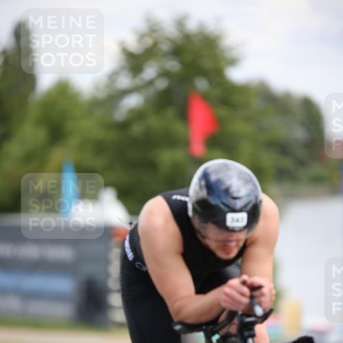 16.06.2024 - 26. Vierlanden-Triathlon Jannik Wohlers http://msf.ph/oto/6286321 16.06.2024 11:28:59 Radfahren 160, 343 meine-sportfotos.de