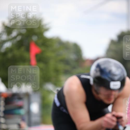 16.06.2024 - 26. Vierlanden-Triathlon Jannik Wohlers http://msf.ph/oto/6286344 16.06.2024 11:28:59 Radfahren 160, 343 meine-sportfotos.de