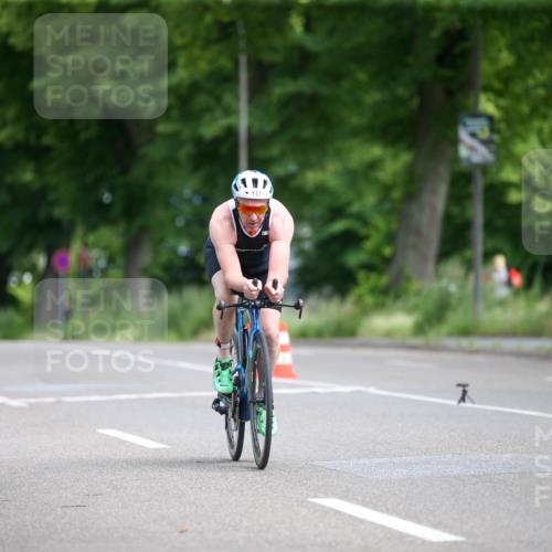 16.06.2024 - 7 Türme Triathlon Fuchs,  Jonas http://msf.ph/oto/6286428 16.06.2024 10:20:24 Radfahren 117 meine-sportfotos.de