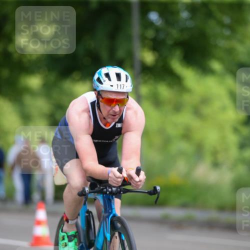 16.06.2024 - 7 Türme Triathlon Fuchs,  Jonas http://msf.ph/oto/6286456 16.06.2024 10:20:25 Radfahren 117 meine-sportfotos.de