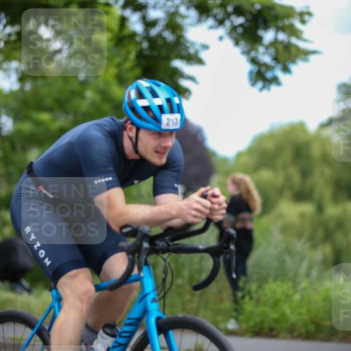 16.06.2024 - 7 Türme Triathlon Fuchs,  Jonas http://msf.ph/oto/6286556 16.06.2024 11:44:25 Radfahren 15, 16, 213 meine-sportfotos.de