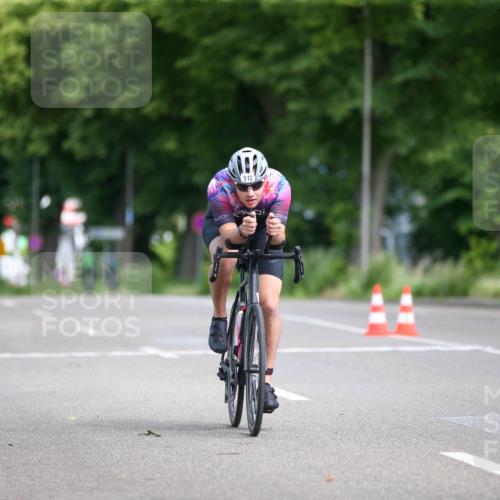 16.06.2024 - 7 Türme Triathlon Fuchs,  Jonas http://msf.ph/oto/6286846 16.06.2024 10:26:25 Radfahren 112 meine-sportfotos.de