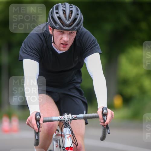 16.06.2024 - 7 Türme Triathlon Fuchs,  Jonas http://msf.ph/oto/6286911 16.06.2024 11:45:27 Radfahren 44, 171 meine-sportfotos.de