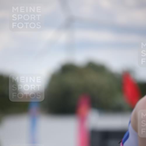 16.06.2024 - 26. Vierlanden-Triathlon Jannik Wohlers http://msf.ph/oto/6287025 16.06.2024 11:29:08 Radfahren 35, 102, 238, 588, 605 meine-sportfotos.de
