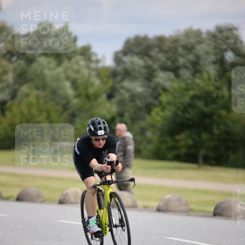 16.06.2024 - 26. Vierlanden-Triathlon Jannik Wohlers http://msf.ph/oto/6287032 16.06.2024 11:29:32 Radfahren 197, 598 meine-sportfotos.de
