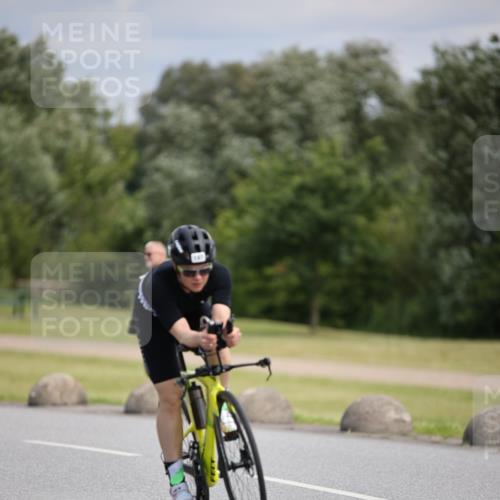 16.06.2024 - 26. Vierlanden-Triathlon Jannik Wohlers http://msf.ph/oto/6287073 16.06.2024 11:29:32 Radfahren 197, 598 meine-sportfotos.de