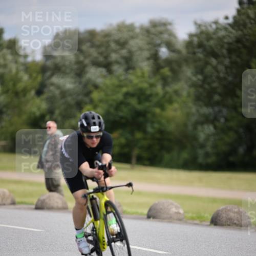 16.06.2024 - 26. Vierlanden-Triathlon Jannik Wohlers http://msf.ph/oto/6287094 16.06.2024 11:29:32 Radfahren 197, 598 meine-sportfotos.de