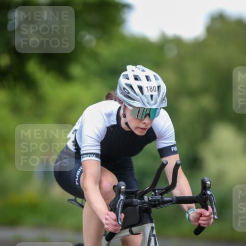 16.06.2024 - 7 Türme Triathlon Fuchs,  Jonas http://msf.ph/oto/6287101 16.06.2024 11:46:01 Radfahren 91, 180, 217 meine-sportfotos.de