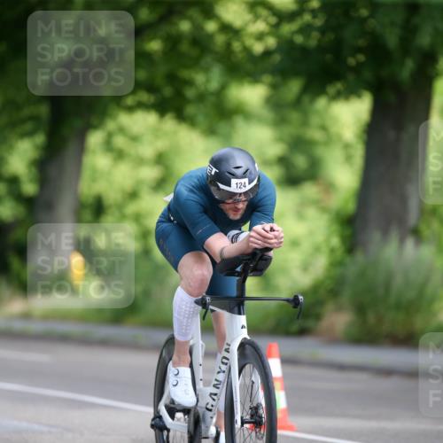 16.06.2024 - 7 Türme Triathlon Fuchs,  Jonas http://msf.ph/oto/6287248 16.06.2024 10:28:57 Radfahren 124 meine-sportfotos.de