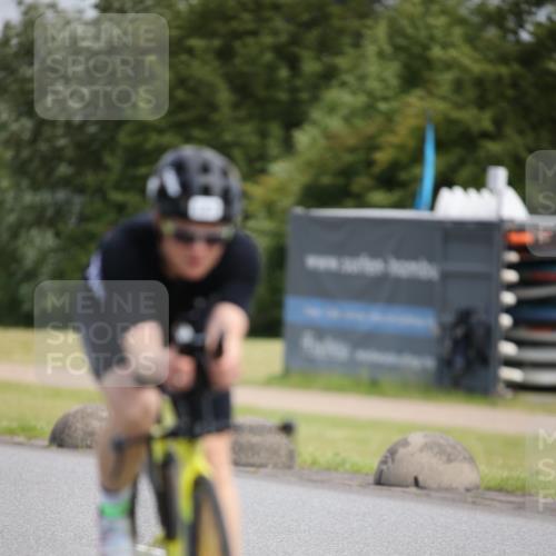 16.06.2024 - 26. Vierlanden-Triathlon Jannik Wohlers http://msf.ph/oto/6287298 16.06.2024 11:29:33 Radfahren 197, 598 meine-sportfotos.de