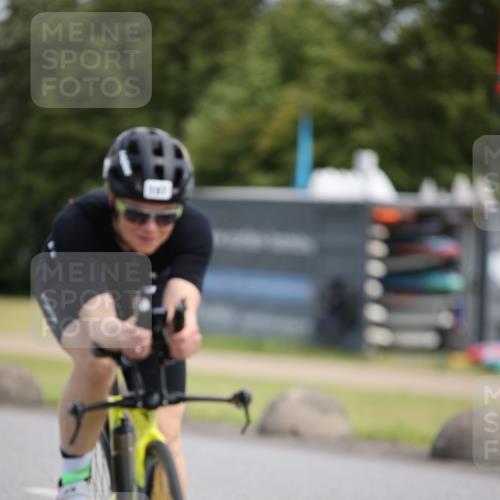16.06.2024 - 26. Vierlanden-Triathlon Jannik Wohlers http://msf.ph/oto/6287308 16.06.2024 11:29:33 Radfahren 197, 598 meine-sportfotos.de