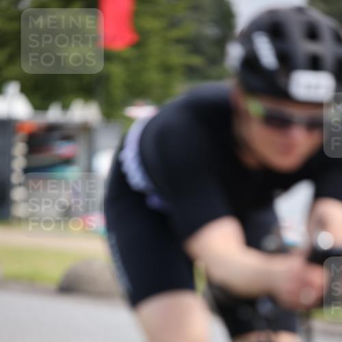 16.06.2024 - 26. Vierlanden-Triathlon Jannik Wohlers http://msf.ph/oto/6287490 16.06.2024 11:29:33 Radfahren 197, 598 meine-sportfotos.de