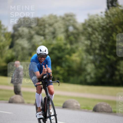 16.06.2024 - 26. Vierlanden-Triathlon Jannik Wohlers http://msf.ph/oto/6287522 16.06.2024 11:29:36 Radfahren 97, 197 meine-sportfotos.de