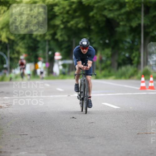 16.06.2024 - 7 Türme Triathlon Fuchs,  Jonas http://msf.ph/oto/6287541 16.06.2024 11:47:01 Radfahren 231 meine-sportfotos.de