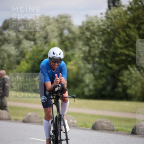16.06.2024 - 26. Vierlanden-Triathlon Jannik Wohlers http://msf.ph/oto/6287556 16.06.2024 11:29:36 Radfahren 97, 197 meine-sportfotos.de