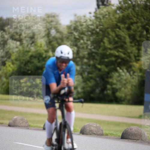 16.06.2024 - 26. Vierlanden-Triathlon Jannik Wohlers http://msf.ph/oto/6287568 16.06.2024 11:29:37 Radfahren 97, 197 meine-sportfotos.de