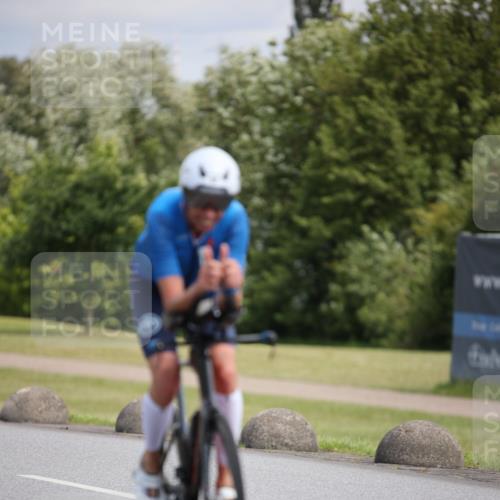 16.06.2024 - 26. Vierlanden-Triathlon Jannik Wohlers http://msf.ph/oto/6287574 16.06.2024 11:29:37 Radfahren 97, 197 meine-sportfotos.de