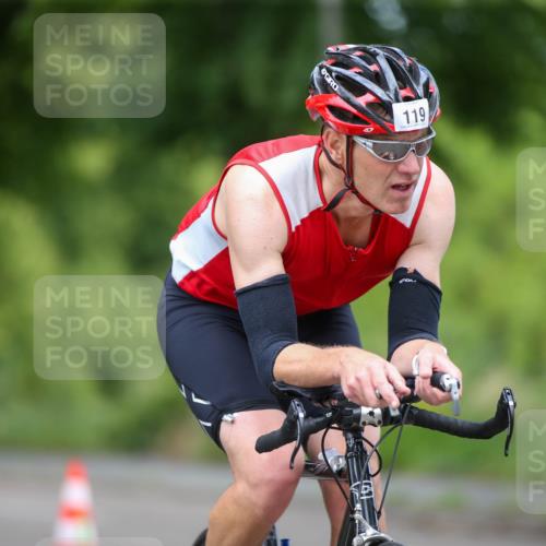 16.06.2024 - 7 Türme Triathlon Fuchs,  Jonas http://msf.ph/oto/6287606 16.06.2024 11:47:08 Radfahren 119 meine-sportfotos.de