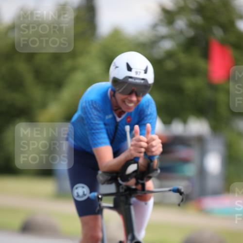 16.06.2024 - 26. Vierlanden-Triathlon Jannik Wohlers http://msf.ph/oto/6287764 16.06.2024 11:29:37 Radfahren 97, 197 meine-sportfotos.de