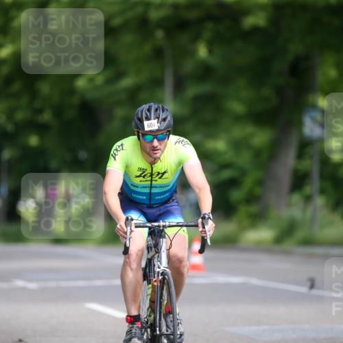 16.06.2024 - 7 Türme Triathlon Fuchs,  Jonas http://msf.ph/oto/6287815 16.06.2024 10:33:05 Radfahren 604 meine-sportfotos.de