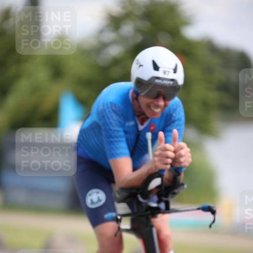 16.06.2024 - 26. Vierlanden-Triathlon Jannik Wohlers http://msf.ph/oto/6287818 16.06.2024 11:29:37 Radfahren 97, 197 meine-sportfotos.de