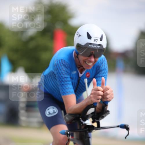 16.06.2024 - 26. Vierlanden-Triathlon Jannik Wohlers http://msf.ph/oto/6287830 16.06.2024 11:29:37 Radfahren 97, 197 meine-sportfotos.de