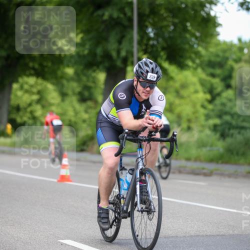 16.06.2024 - 7 Türme Triathlon Fuchs,  Jonas http://msf.ph/oto/6287835 16.06.2024 11:47:51 Radfahren 40, 178, 229 meine-sportfotos.de