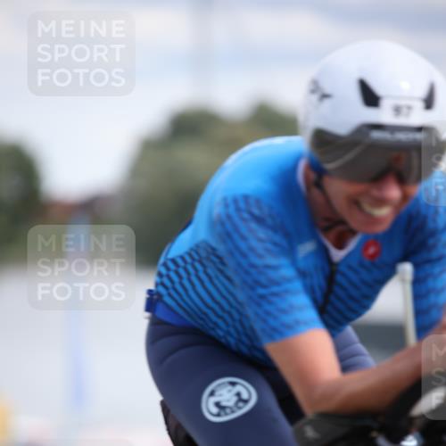 16.06.2024 - 26. Vierlanden-Triathlon Jannik Wohlers http://msf.ph/oto/6287878 16.06.2024 11:29:38 Radfahren 97, 197 meine-sportfotos.de
