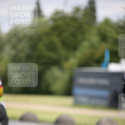 16.06.2024 - 26. Vierlanden-Triathlon Jannik Wohlers http://msf.ph/oto/6288036 16.06.2024 11:29:43 Radfahren 82, 97, 122, 272, 476 meine-sportfotos.de