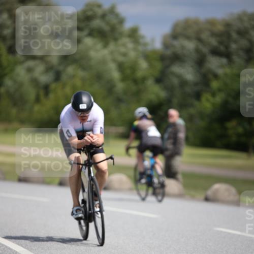 16.06.2024 - 26. Vierlanden-Triathlon Jannik Wohlers http://msf.ph/oto/6288049 16.06.2024 11:29:47 Radfahren 82, 122, 177, 272, 476 meine-sportfotos.de