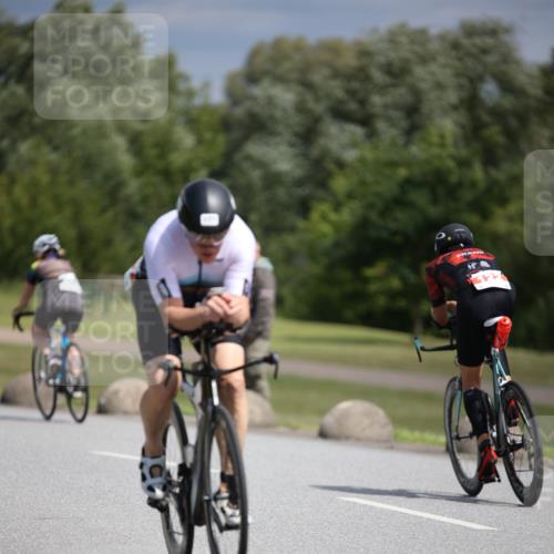 16.06.2024 - 26. Vierlanden-Triathlon Jannik Wohlers http://msf.ph/oto/6288088 16.06.2024 11:29:47 Radfahren 82, 122, 177, 272, 476 meine-sportfotos.de