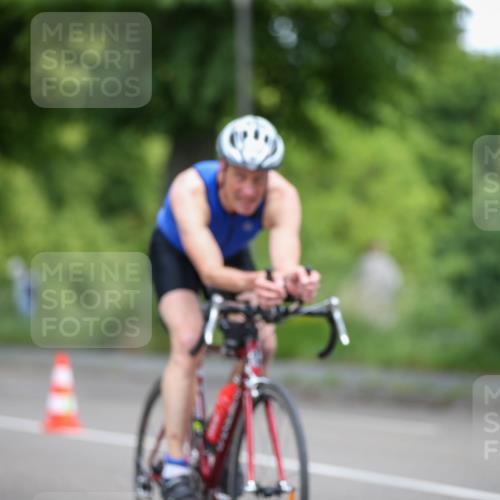 16.06.2024 - 7 Türme Triathlon Fuchs,  Jonas http://msf.ph/oto/6288221 16.06.2024 11:48:55 Radfahren 5, 124, 124, 157, 158, 253 meine-sportfotos.de