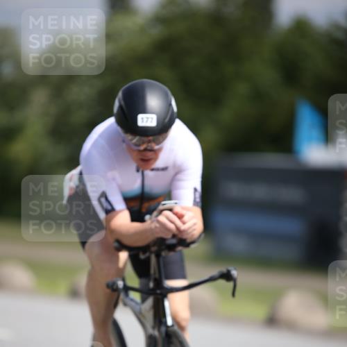 16.06.2024 - 26. Vierlanden-Triathlon Jannik Wohlers http://msf.ph/oto/6288242 16.06.2024 11:29:48 Radfahren 82, 122, 177, 272, 476 meine-sportfotos.de