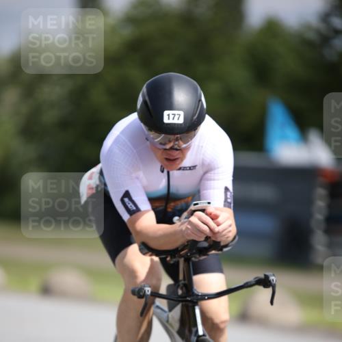 16.06.2024 - 26. Vierlanden-Triathlon Jannik Wohlers http://msf.ph/oto/6288264 16.06.2024 11:29:48 Radfahren 82, 122, 177, 272, 476 meine-sportfotos.de