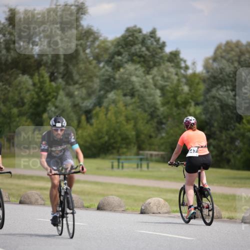 16.06.2024 - 26. Vierlanden-Triathlon Jannik Wohlers http://msf.ph/oto/6288328 16.06.2024 11:30:02 Radfahren 56, 202, 212, 433, 498, 527, 547, 565 meine-sportfotos.de