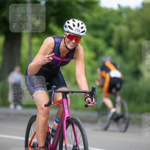 16.06.2024 - 7 Türme Triathlon Fuchs,  Jonas http://msf.ph/oto/6288445 16.06.2024 11:49:26 Radfahren 27, 48, 259, 287 meine-sportfotos.de