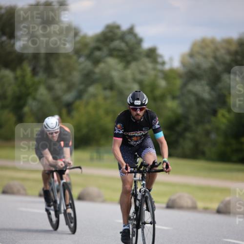 16.06.2024 - 26. Vierlanden-Triathlon Jannik Wohlers http://msf.ph/oto/6288518 16.06.2024 11:30:03 Radfahren 56, 202, 212, 433, 498, 527, 547, 565 meine-sportfotos.de