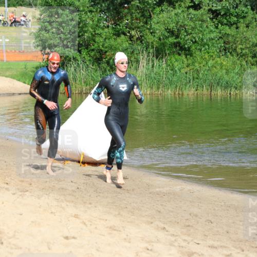 16.06.2024 - 26. Vierlanden-Triathlon Strokosch-Dieckow http://msf.ph/oto/6288552 16.06.2024 09:32:29 Schwimmen 62, 62 meine-sportfotos.de