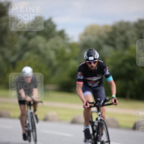 16.06.2024 - 26. Vierlanden-Triathlon Jannik Wohlers http://msf.ph/oto/6288559 16.06.2024 11:30:03 Radfahren 56, 202, 212, 433, 498, 527, 547, 565 meine-sportfotos.de