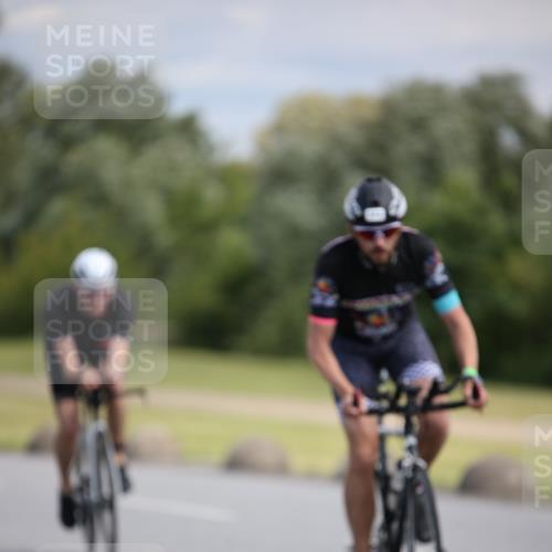16.06.2024 - 26. Vierlanden-Triathlon Jannik Wohlers http://msf.ph/oto/6288652 16.06.2024 11:30:03 Radfahren 56, 202, 212, 433, 498, 527, 547, 565 meine-sportfotos.de
