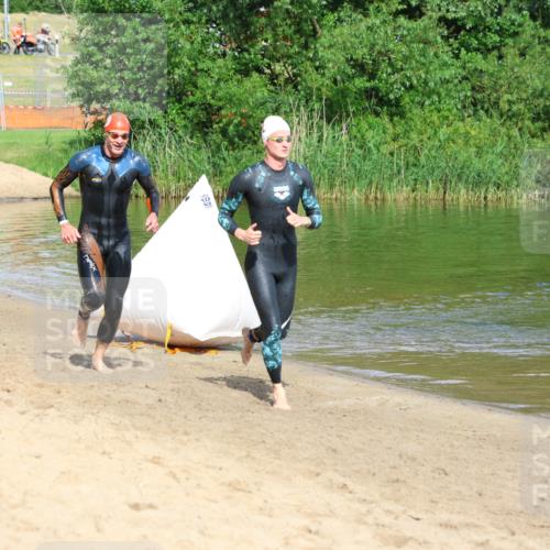 16.06.2024 - 26. Vierlanden-Triathlon Strokosch-Dieckow http://msf.ph/oto/6288658 16.06.2024 09:32:29 Schwimmen 62, 62 meine-sportfotos.de