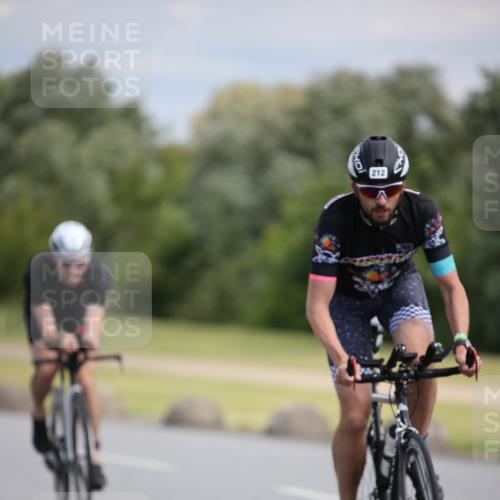 16.06.2024 - 26. Vierlanden-Triathlon Jannik Wohlers http://msf.ph/oto/6288678 16.06.2024 11:30:03 Radfahren 56, 202, 212, 433, 498, 527, 547, 565 meine-sportfotos.de